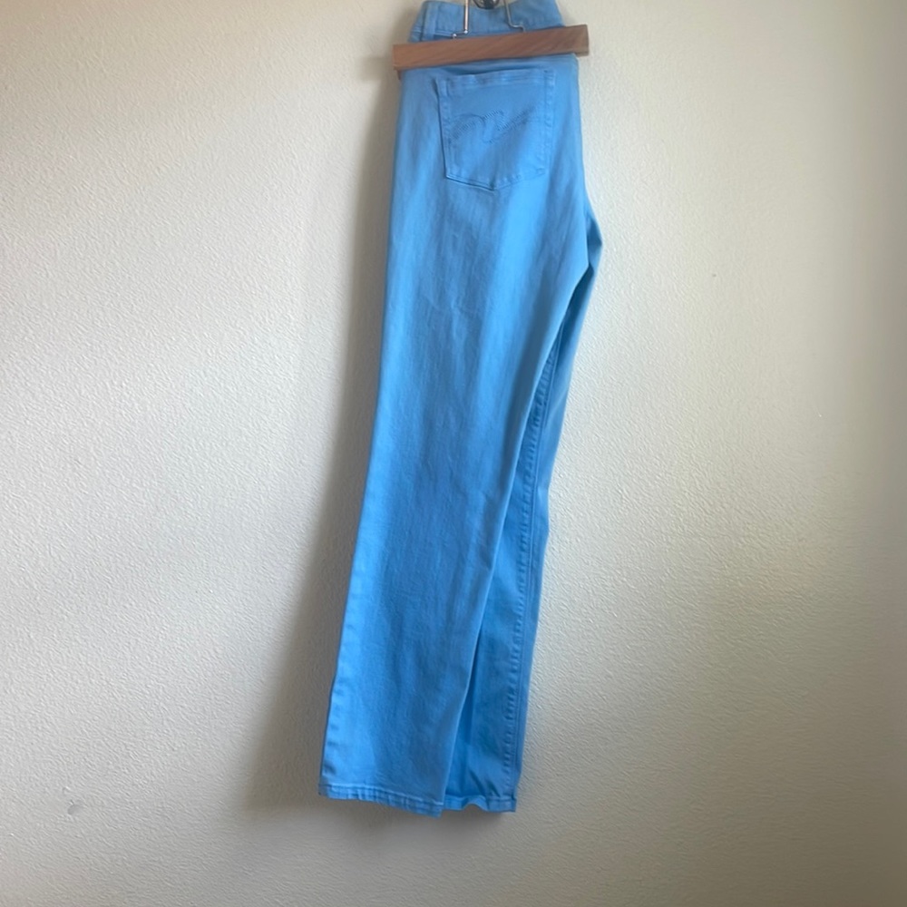 White House Black Market Slim Ankle Size 4 Light Blue